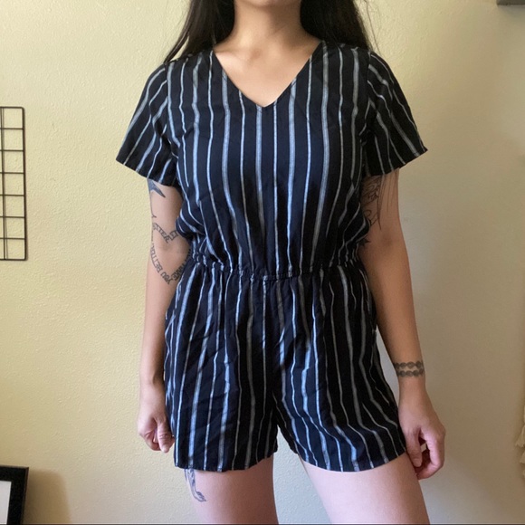 Old Navy Pants - ❌SOLD❌ OLD NAVY BLACK STRIPE ROMPER